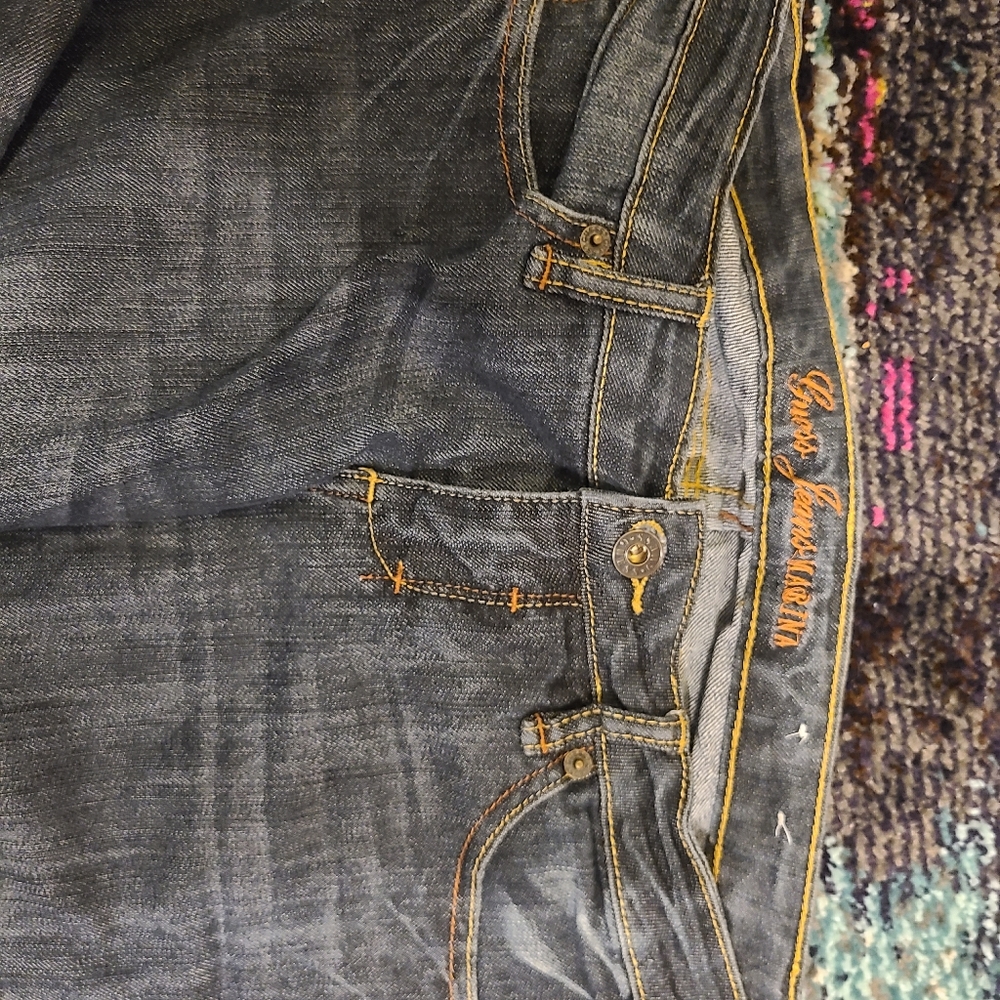 Guess Jeans - Picture 4 of 4